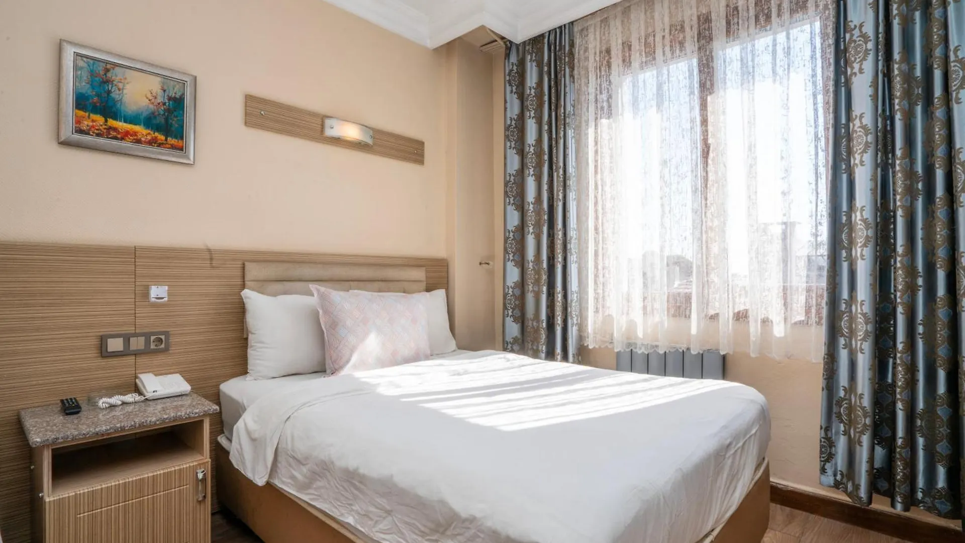 Grand Reis Hotel Istanbul