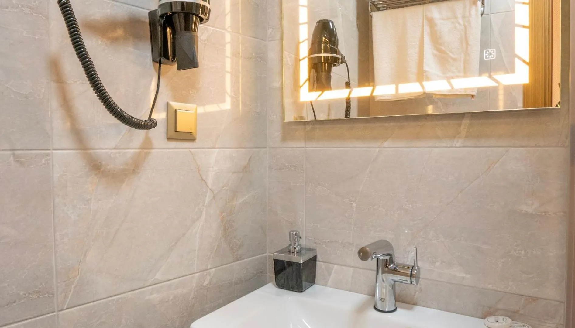 Grand Reis Hotel Istanbul 2*,  Turkey