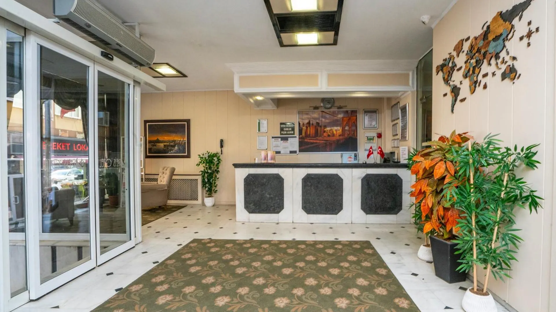 Grand Reis Hotel Istanbulská provincie 2*,